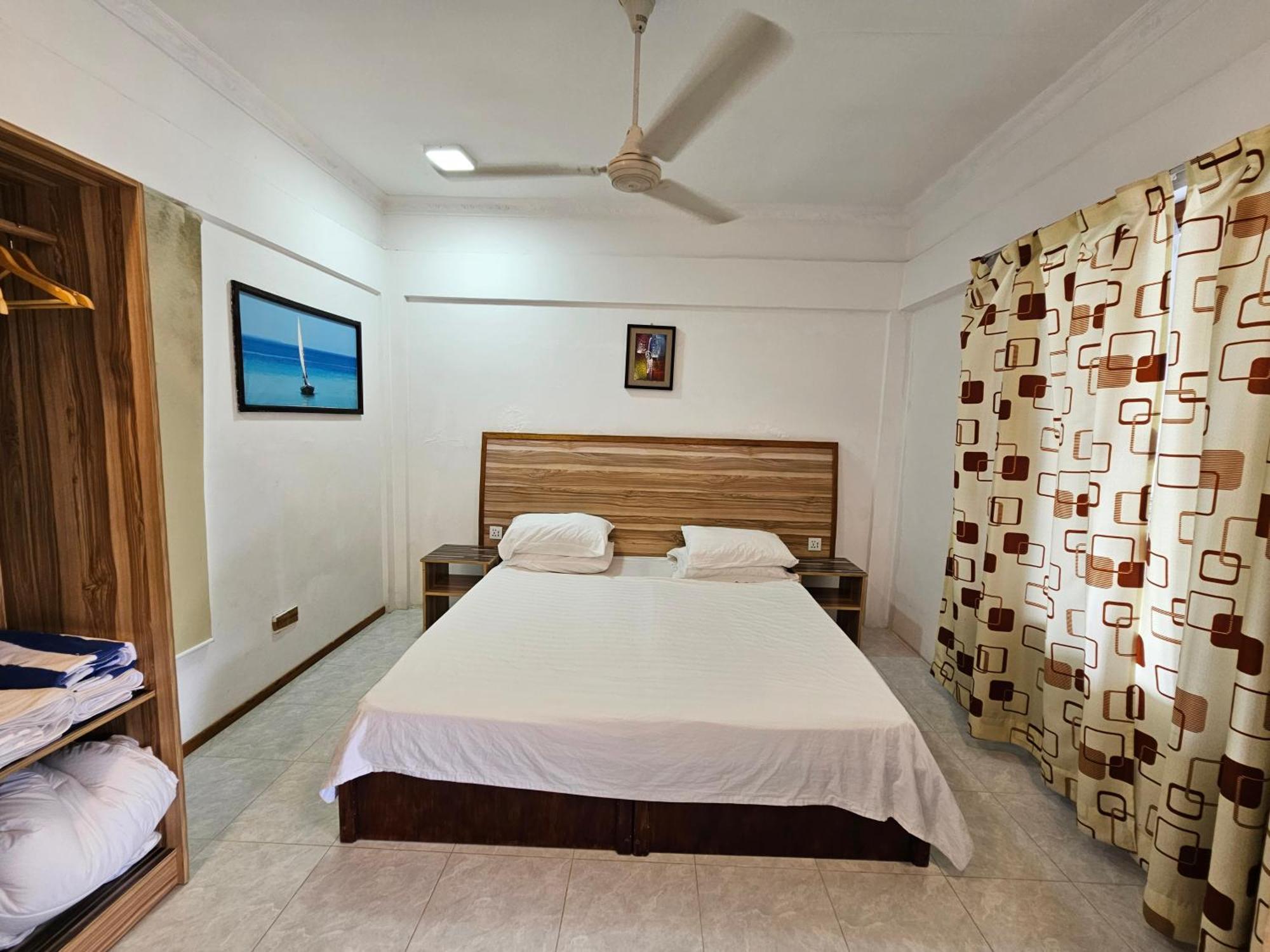 Batuta Maldives Surf View Otel Thulusdhoo Oda fotoğraf