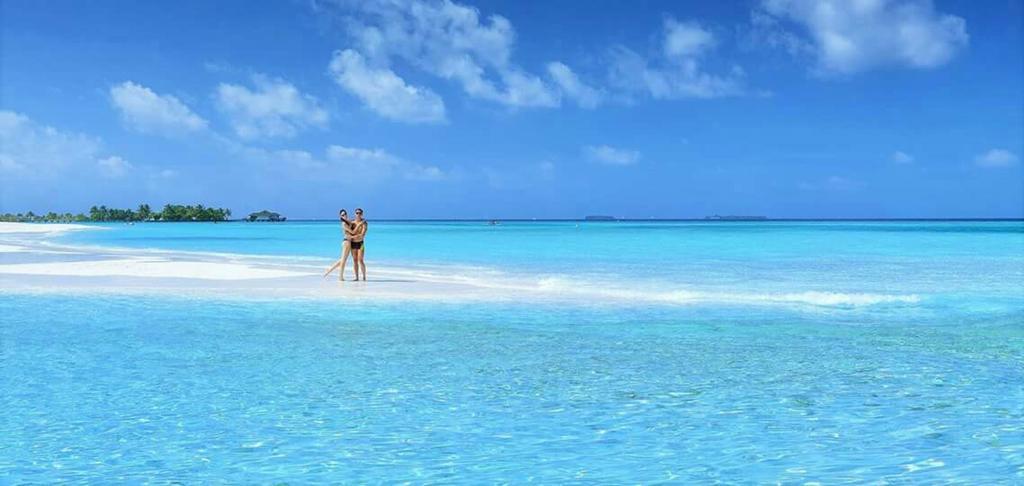 Batuta Maldives Surf View Otel Thulusdhoo Dış mekan fotoğraf