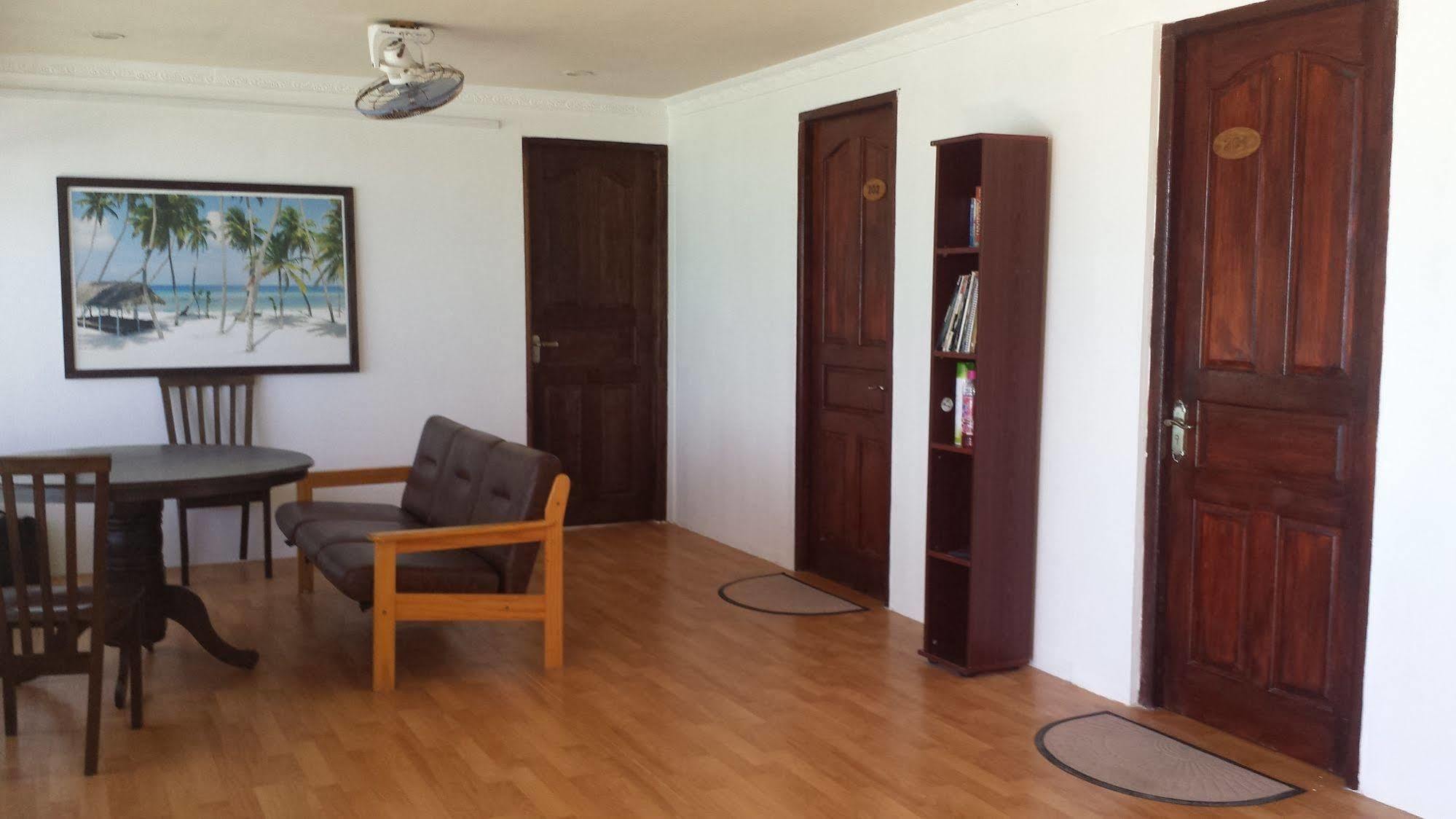 Batuta Maldives Surf View Otel Thulusdhoo Dış mekan fotoğraf
