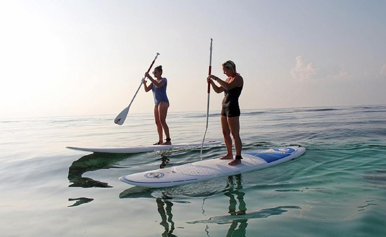 Batuta Maldives Surf View Otel Thulusdhoo Dış mekan fotoğraf