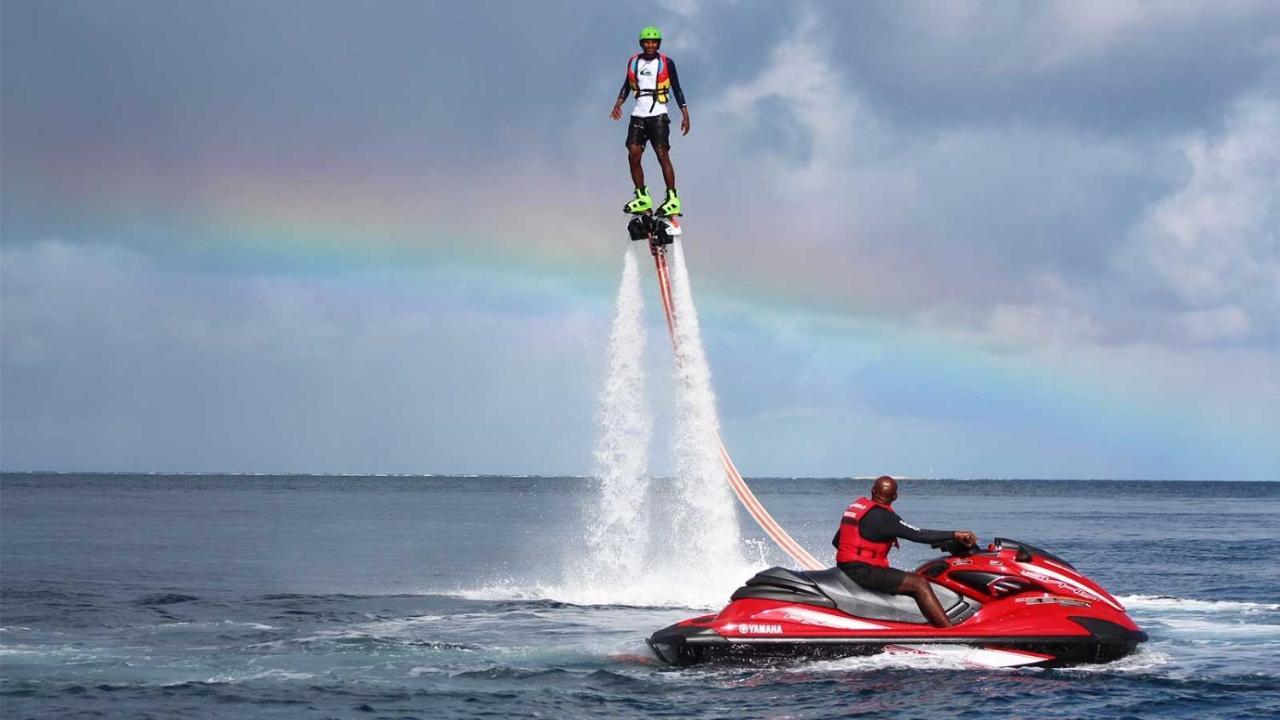 Batuta Maldives Surf View Otel Thulusdhoo Dış mekan fotoğraf