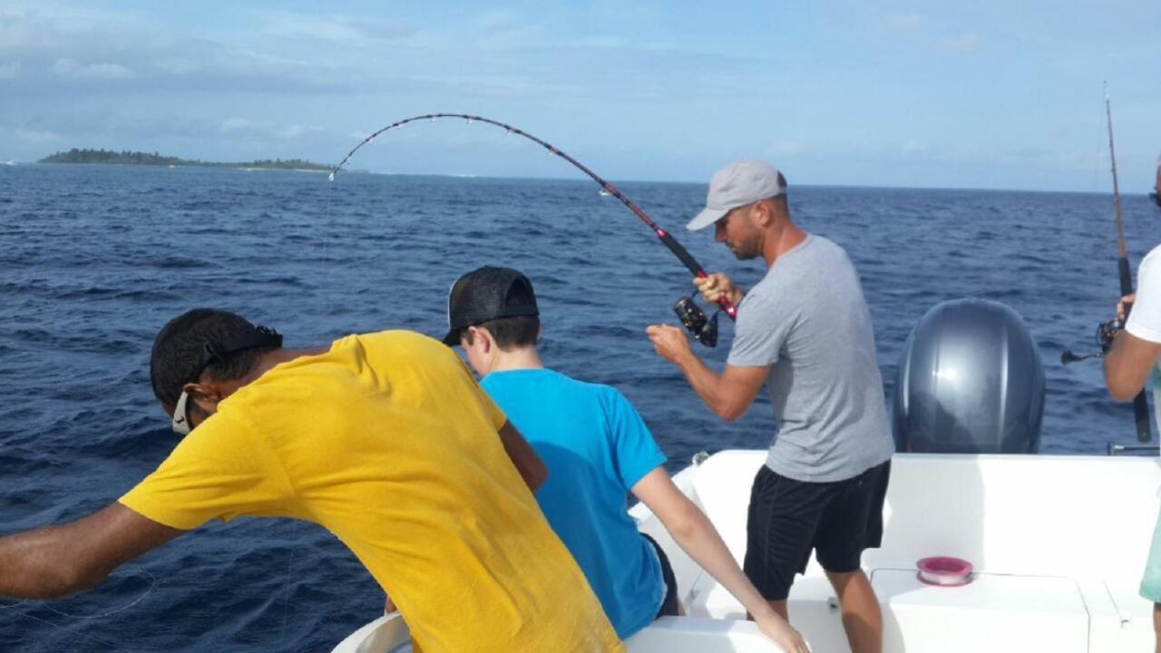 Batuta Maldives Surf View Otel Thulusdhoo Dış mekan fotoğraf